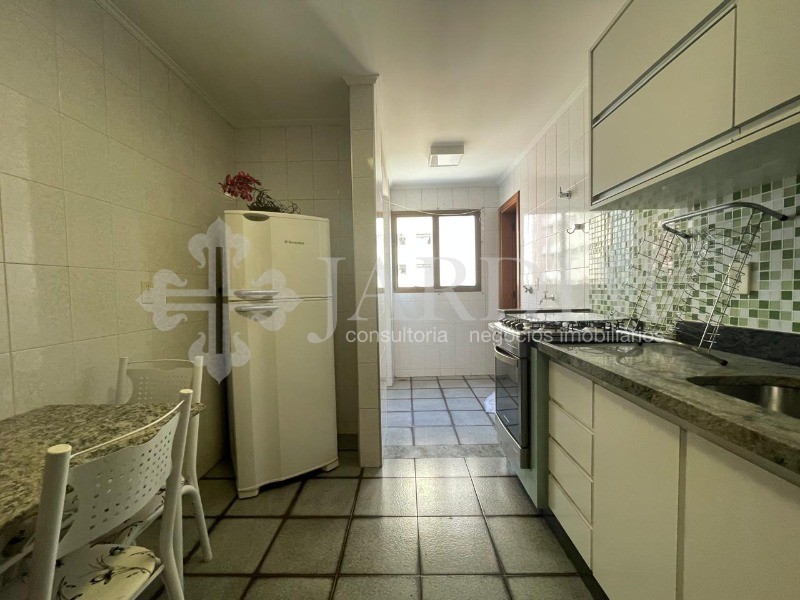 Apartamento à venda com 2 quartos, 85m² - Foto 11