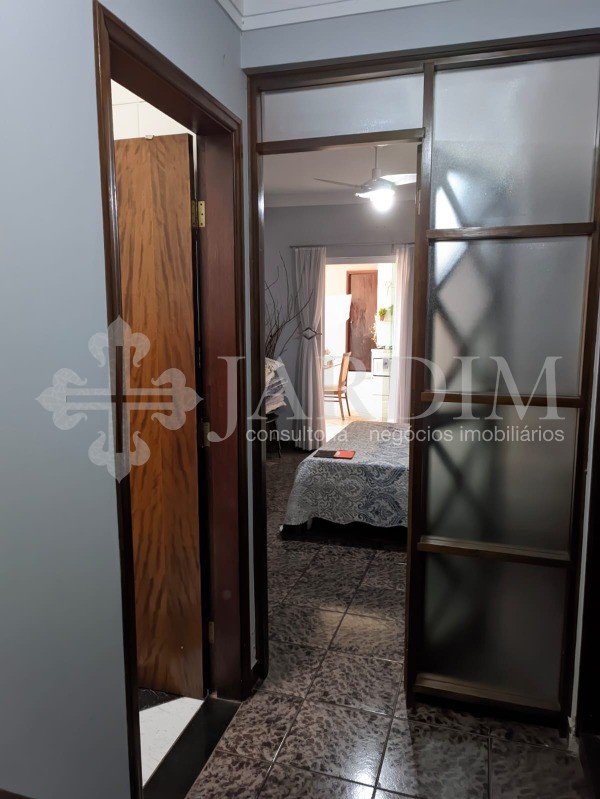 Casa à venda com 4 quartos, 275m² - Foto 22