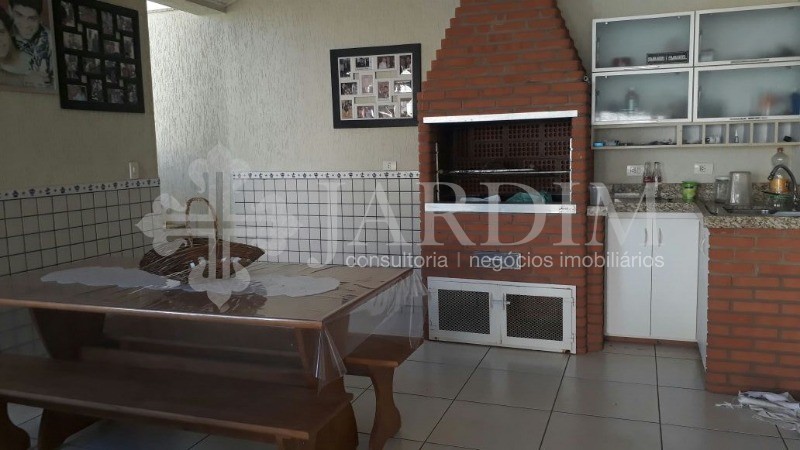 Casa à venda com 3 quartos, 440m² - Foto 27