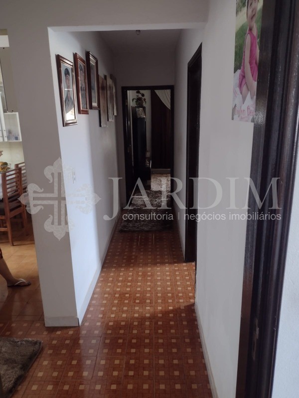 Casa à venda com 4 quartos, 176m² - Foto 17