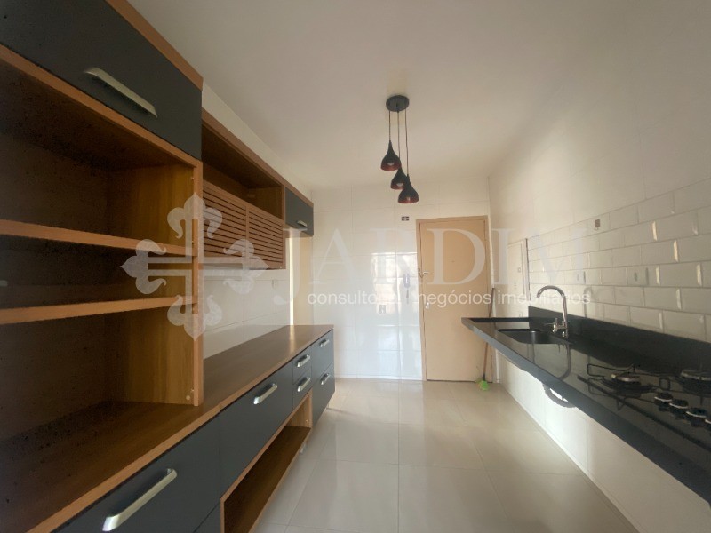 Apartamento à venda com 3 quartos, 95m² - Foto 30