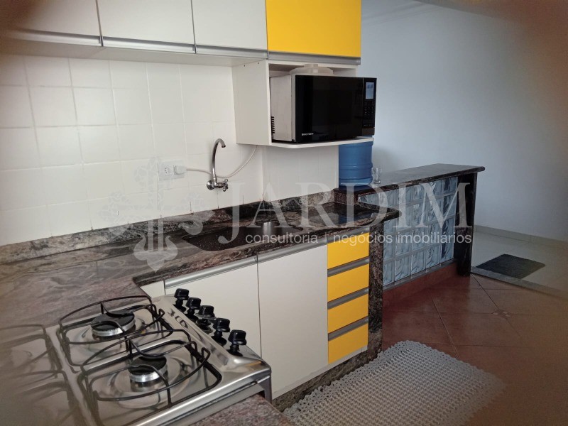 Apartamento à venda com 3 quartos, 80m² - Foto 2