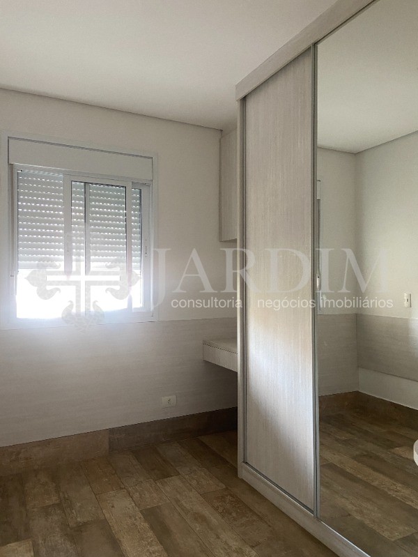 Apartamento à venda com 3 quartos, 131m² - Foto 14