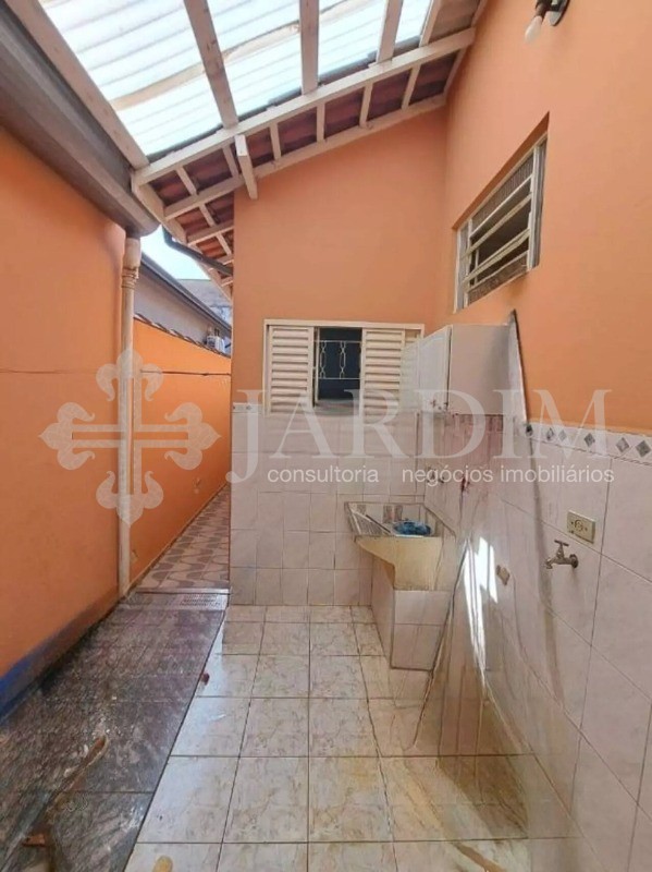 Casa à venda com 2 quartos, 125m² - Foto 11