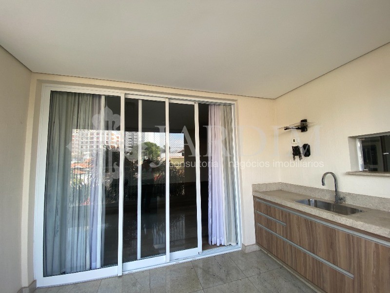 Apartamento à venda com 3 quartos, 131m² - Foto 11