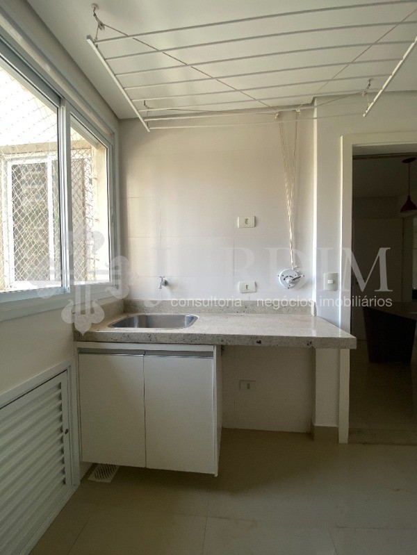 Apartamento à venda com 3 quartos, 131m² - Foto 31