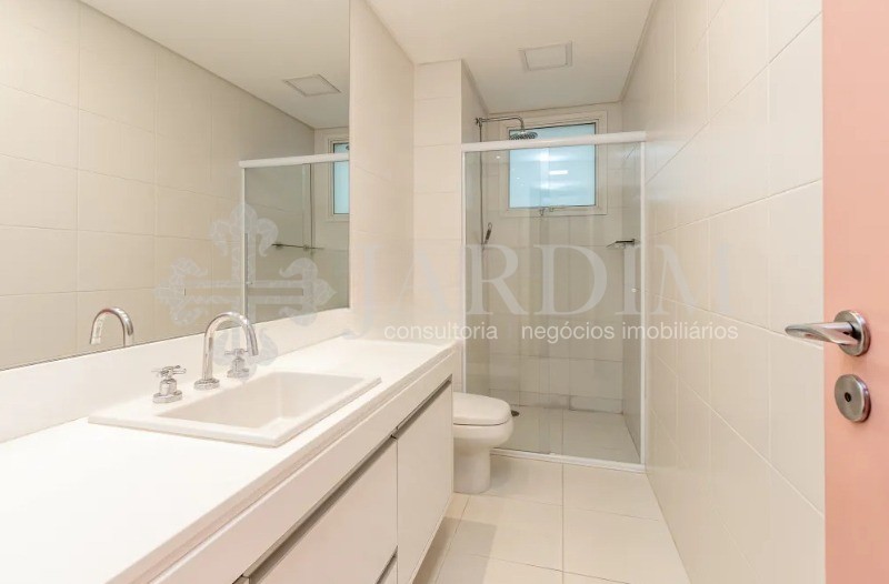 Apartamento à venda com 4 quartos, 278m² - Foto 17