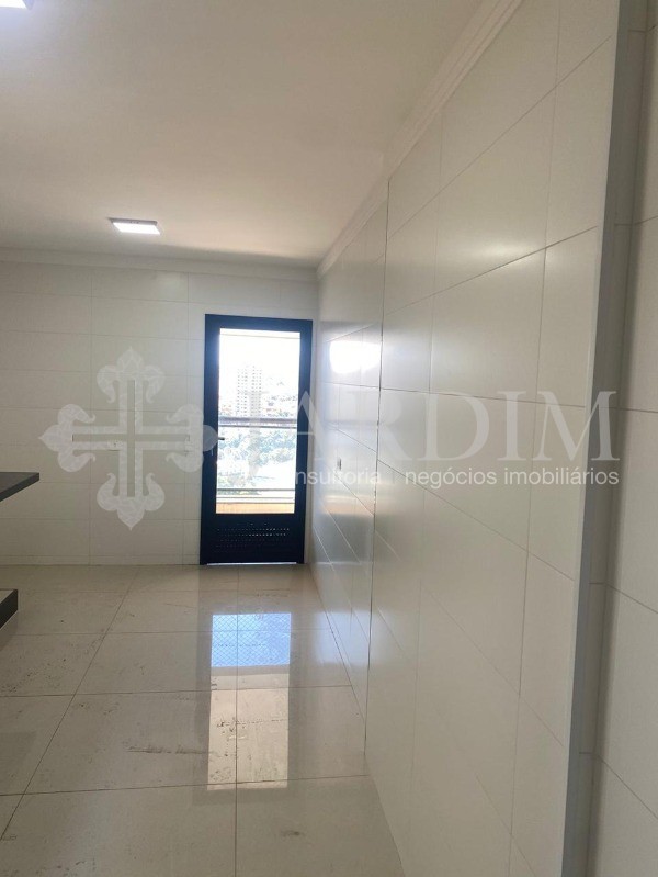 Apartamento à venda com 3 quartos, 158m² - Foto 31