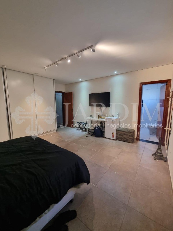 Chácara à venda com 4 quartos, 1079m² - Foto 20