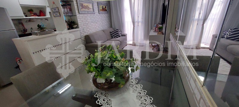 Apartamento à venda com 2 quartos, 45m² - Foto 4