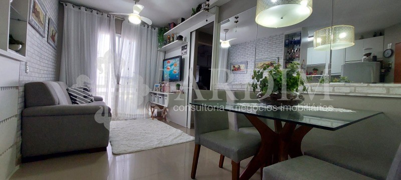 Apartamento à venda com 2 quartos, 45m² - Foto 2