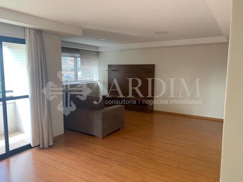 Apartamento à venda com 3 quartos, 169m² - Foto 3