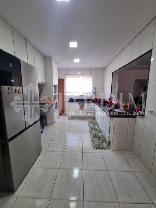 Chácara à venda com 4 quartos, 1079m² - Foto 16