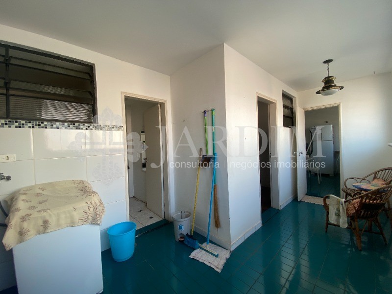 Apartamento para alugar com 3 quartos, 165m² - Foto 31