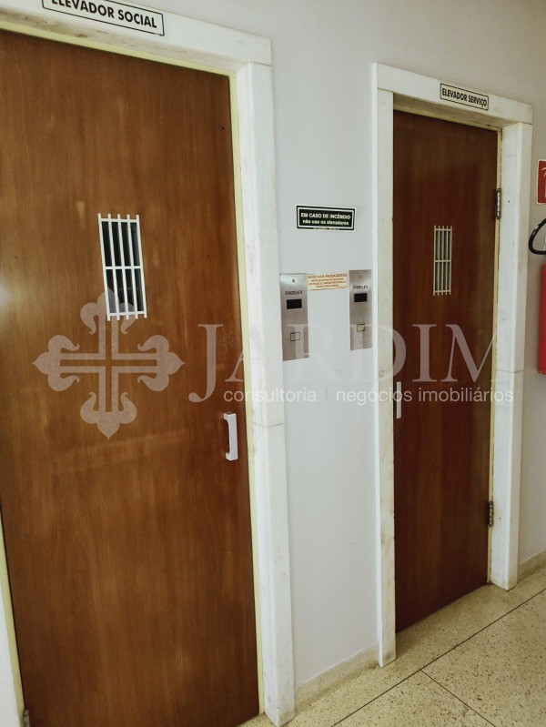 Apartamento à venda com 3 quartos, 165m² - Foto 21