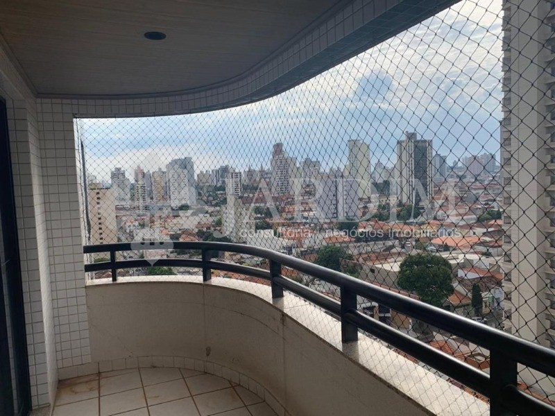 Apartamento à venda com 3 quartos, 169m² - Foto 29