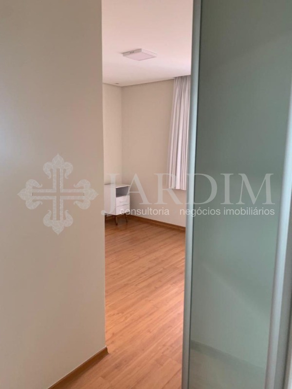 Apartamento à venda com 3 quartos, 169m² - Foto 19