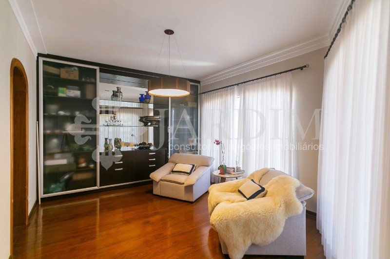 Apartamento à venda com 3 quartos, 239m² - Foto 10