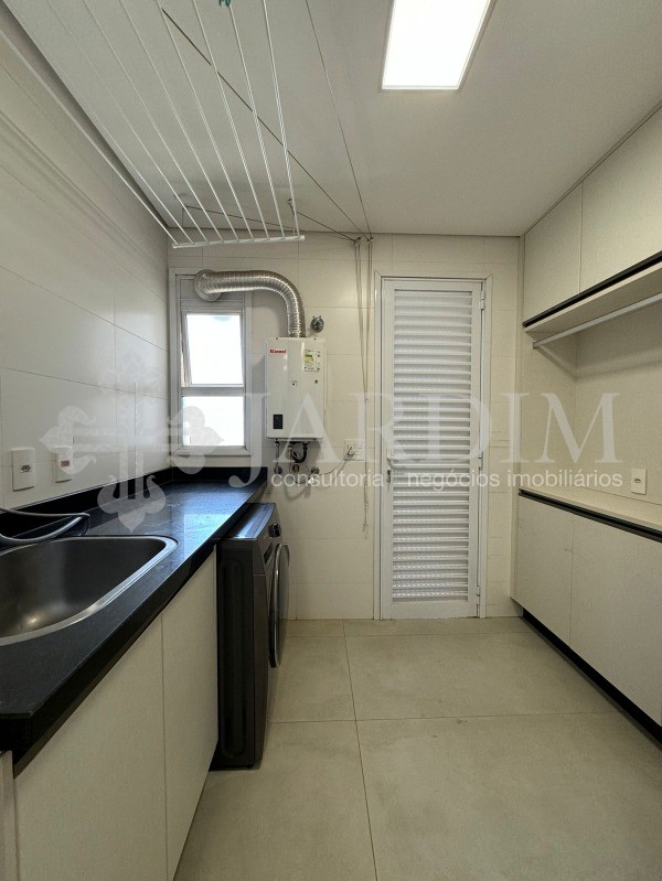 Apartamento à venda com 2 quartos, 150m² - Foto 33