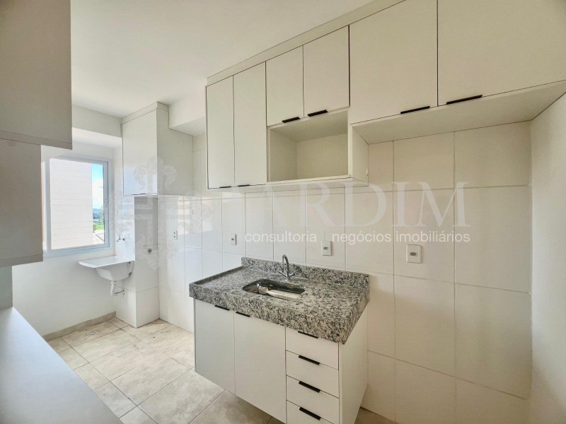 Apartamento à venda com 2 quartos, 53m² - Foto 2