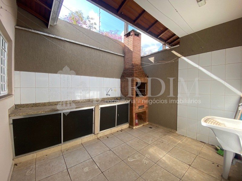 Casa à venda com 3 quartos, 130m² - Foto 18