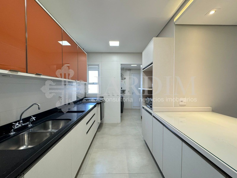 Apartamento à venda com 2 quartos, 150m² - Foto 29