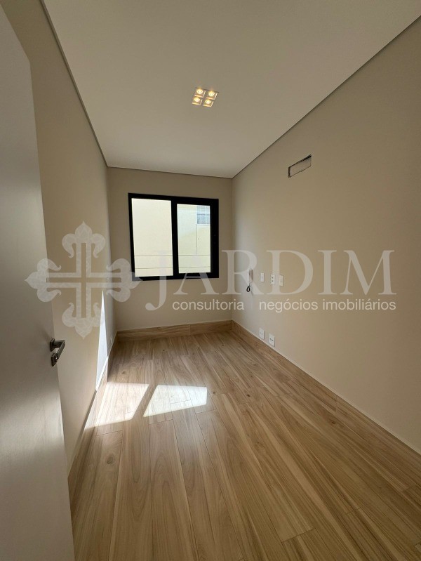 Casa de Condomínio à venda com 3 quartos, 360m² - Foto 14