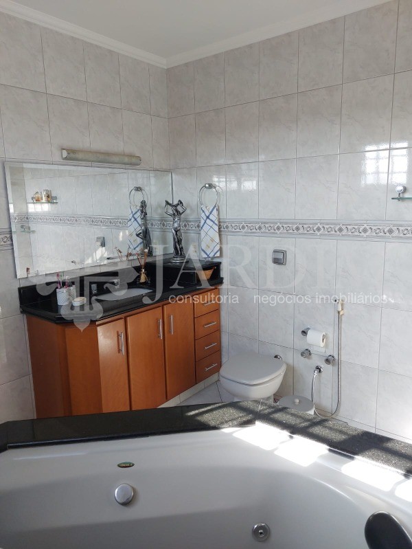 Sobrado à venda com 3 quartos, 206m² - Foto 13