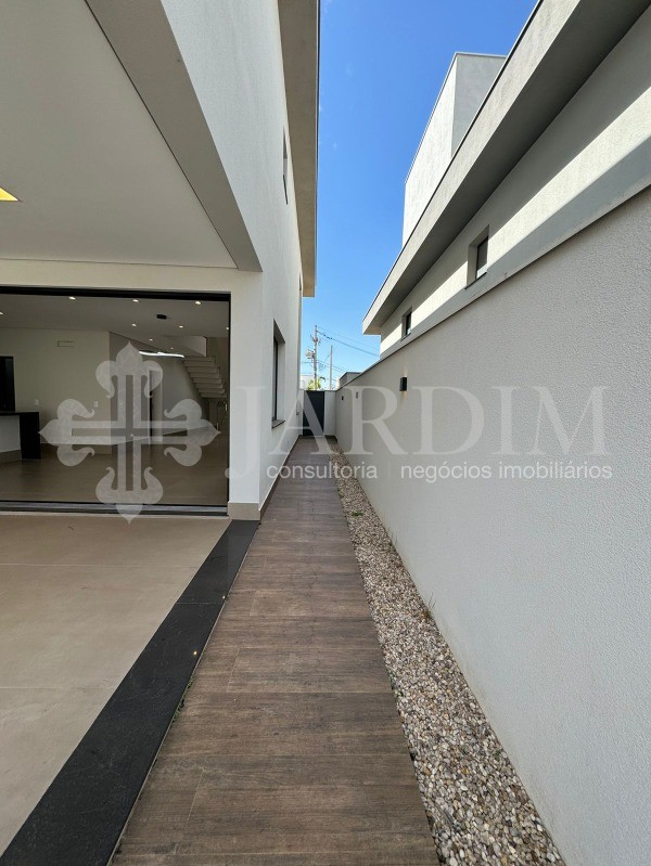 Casa de Condomínio à venda com 3 quartos, 360m² - Foto 33