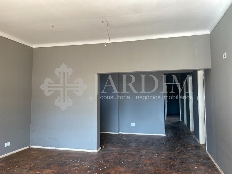 Casa para alugar com 3 quartos, 384m² - Foto 4