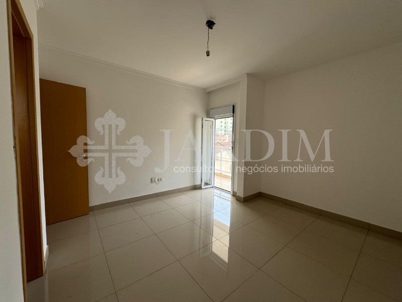 Apartamento à venda com 3 quartos, 118m² - Foto 25