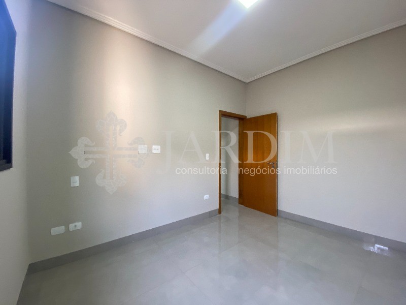 Casa de Condomínio à venda com 3 quartos, 250m² - Foto 25