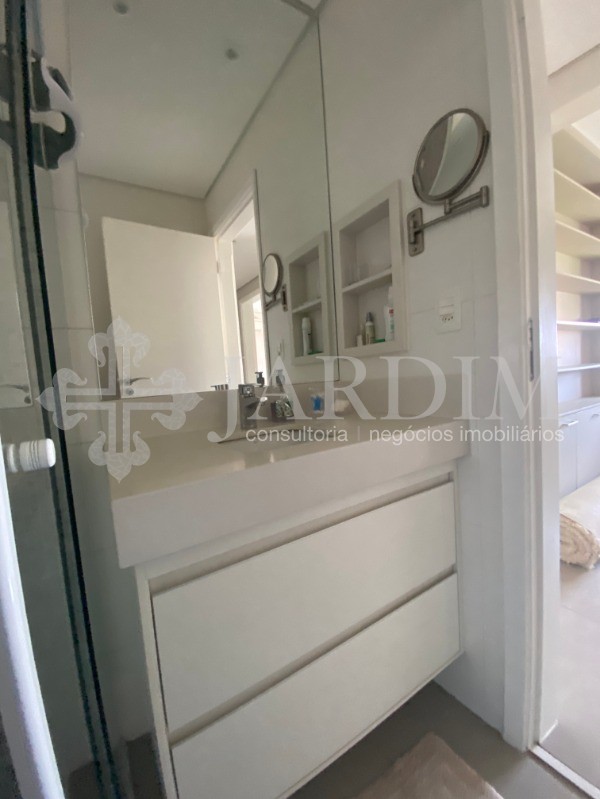 Apartamento para alugar com 3 quartos, 84m² - Foto 16