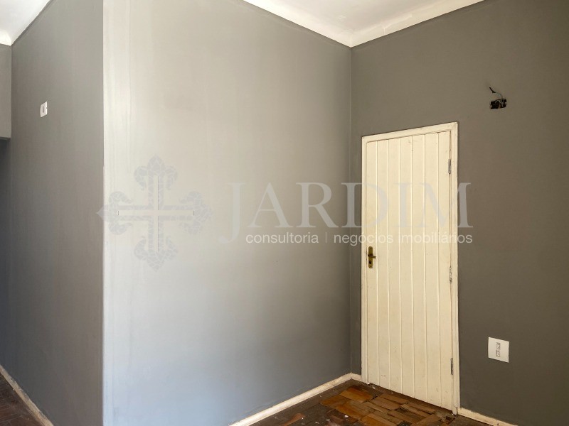 Casa para alugar com 3 quartos, 384m² - Foto 3
