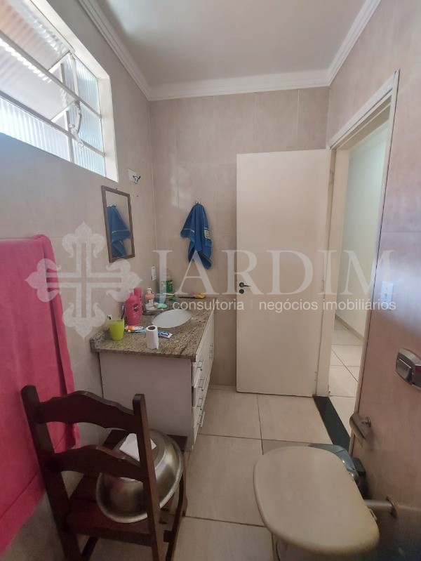 Casa à venda com 2 quartos, 137m² - Foto 9