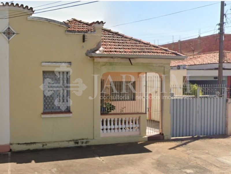 Casa à venda com 3 quartos, 300m² - Foto 2