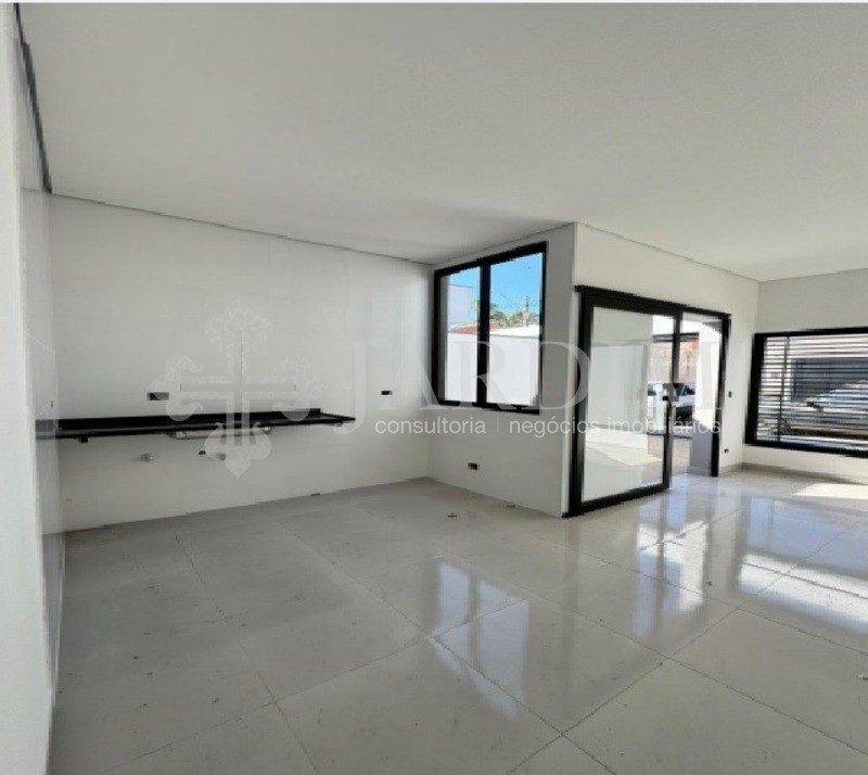 Casa à venda e aluguel com 1 quarto, 125m² - Foto 4