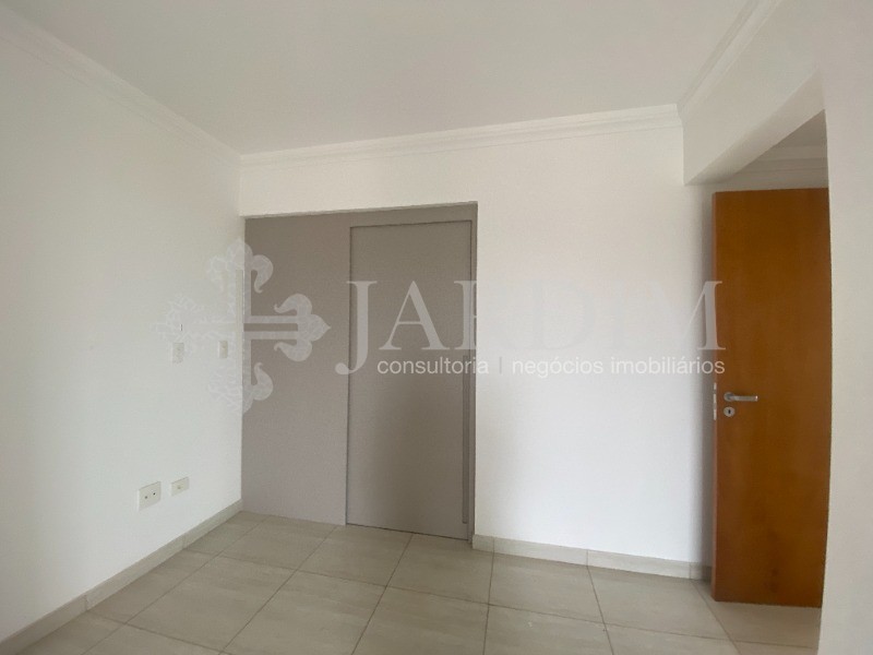 Apartamento à venda com 3 quartos, 98m² - Foto 9