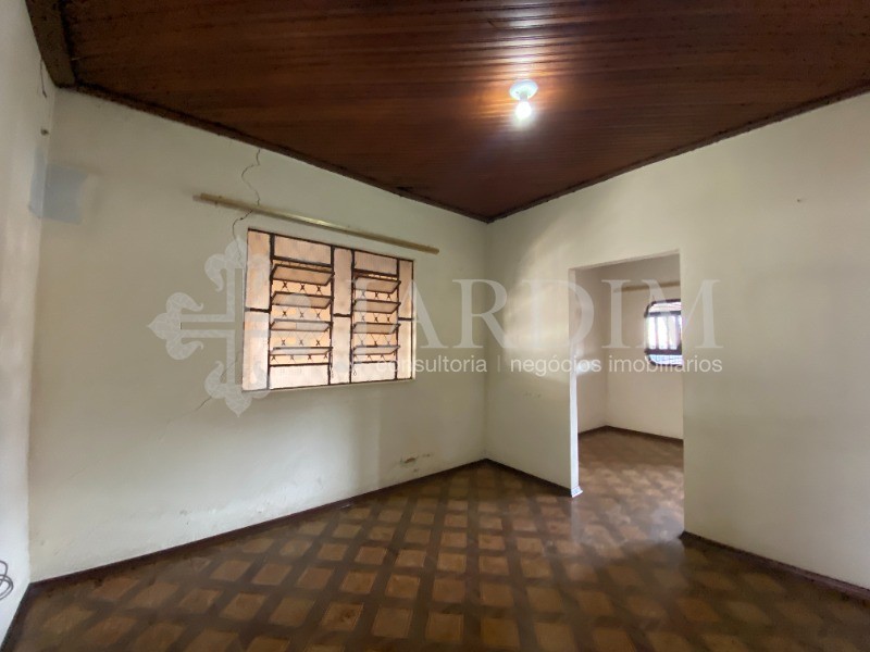 Casa à venda com 2 quartos, 310m² - Foto 15