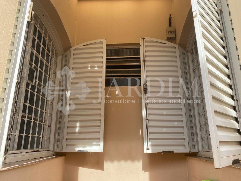 Casa à venda com 3 quartos, 136m² - Foto 32