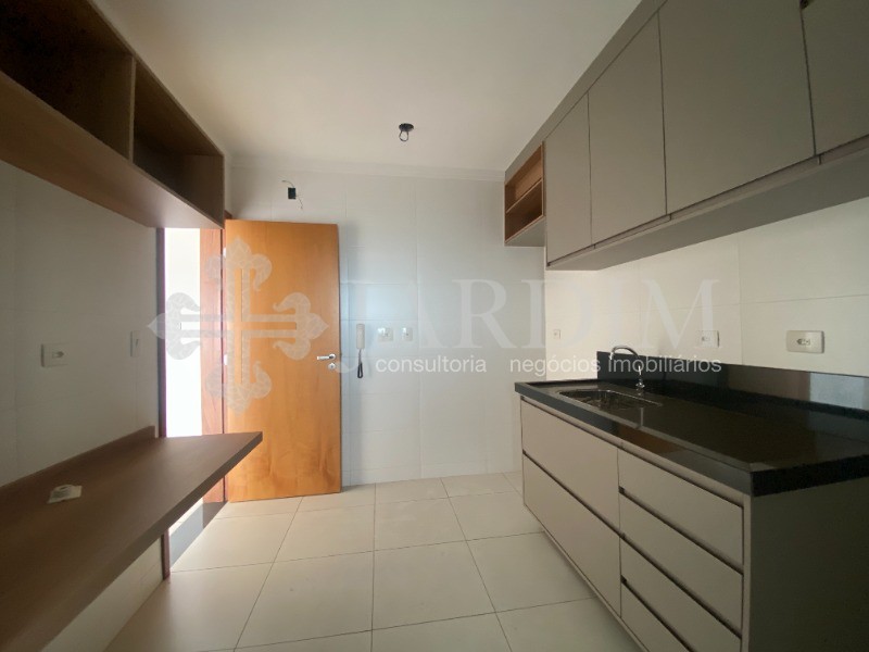 Apartamento à venda com 3 quartos, 98m² - Foto 27