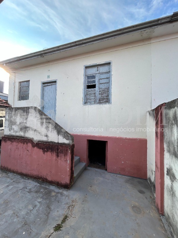 Casa à venda com 3 quartos, 300m² - Foto 18