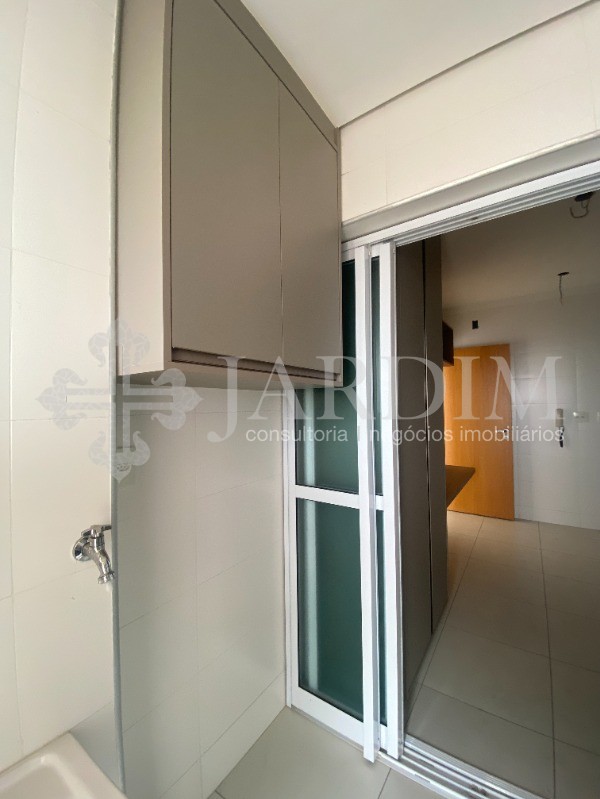 Apartamento à venda com 3 quartos, 98m² - Foto 27