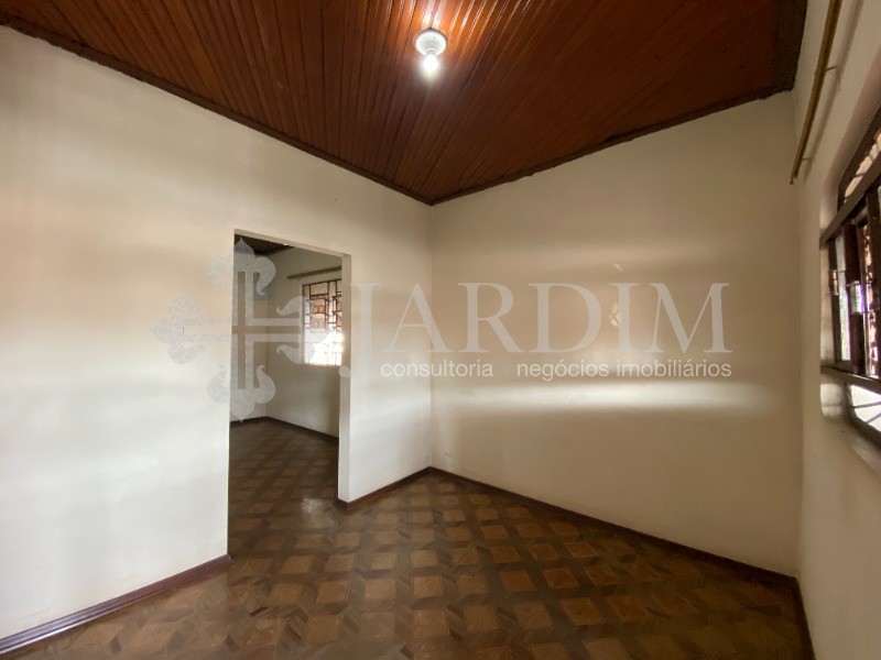 Casa à venda com 2 quartos, 310m² - Foto 13