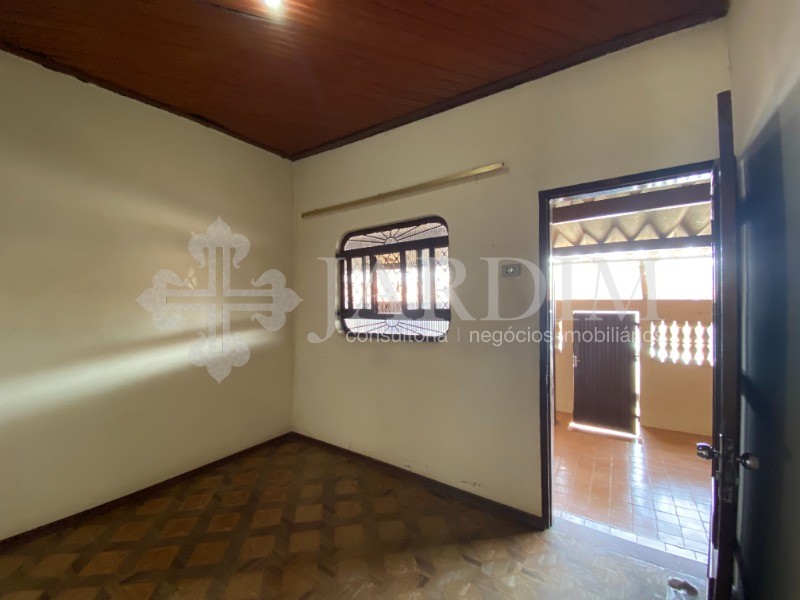 Casa à venda com 2 quartos, 310m² - Foto 10