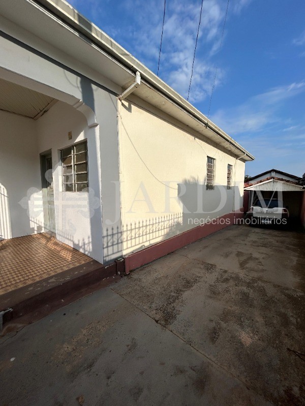 Casa à venda com 3 quartos, 300m² - Foto 21