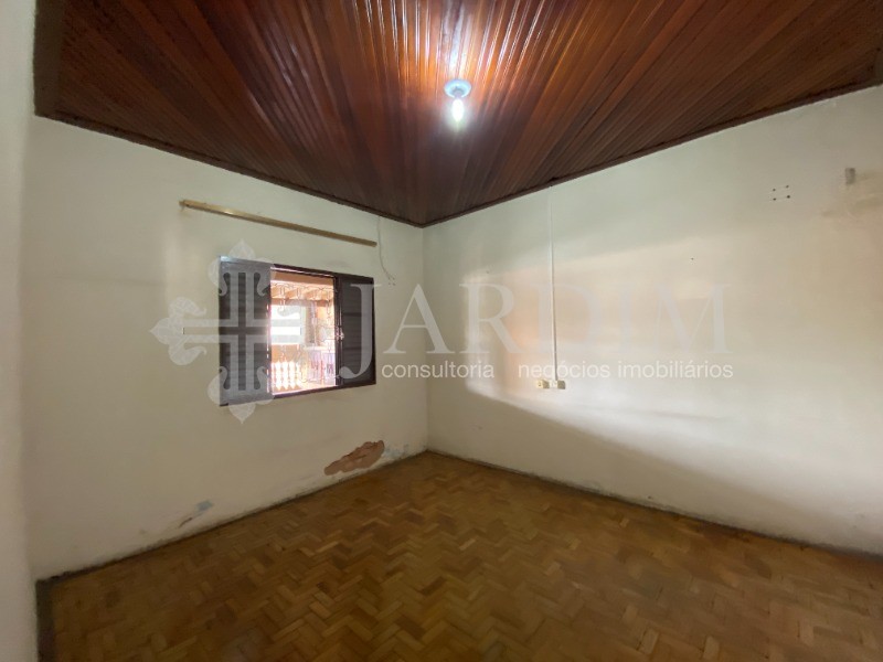 Casa à venda com 2 quartos, 310m² - Foto 37