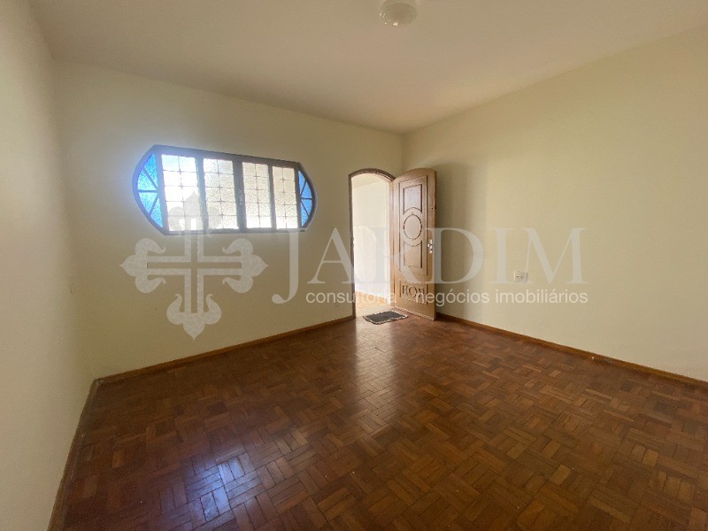 Casa à venda com 2 quartos, 125m² - Foto 5