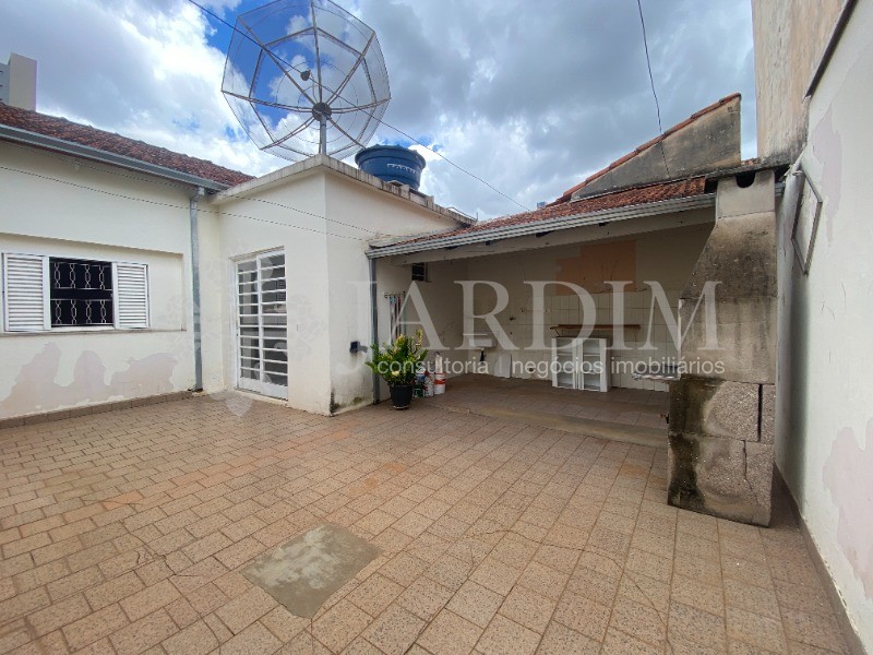 Casa à venda com 2 quartos, 96m² - Foto 2