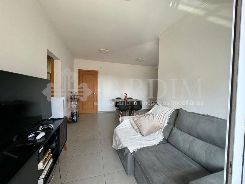 Apartamento à venda com 2 quartos, 68m² - Foto 7